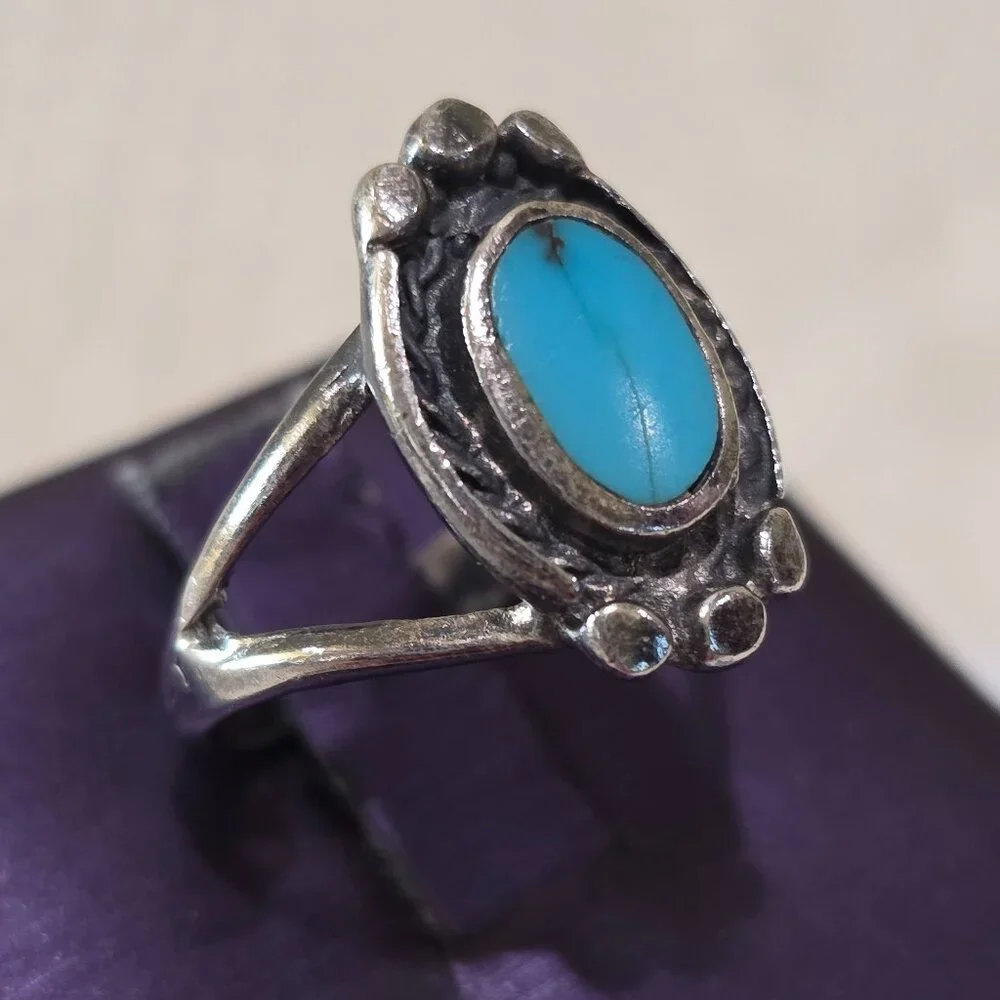 Old Handmade Southwest Native American Oval Turquoise Sterling Silver Ring 6.25